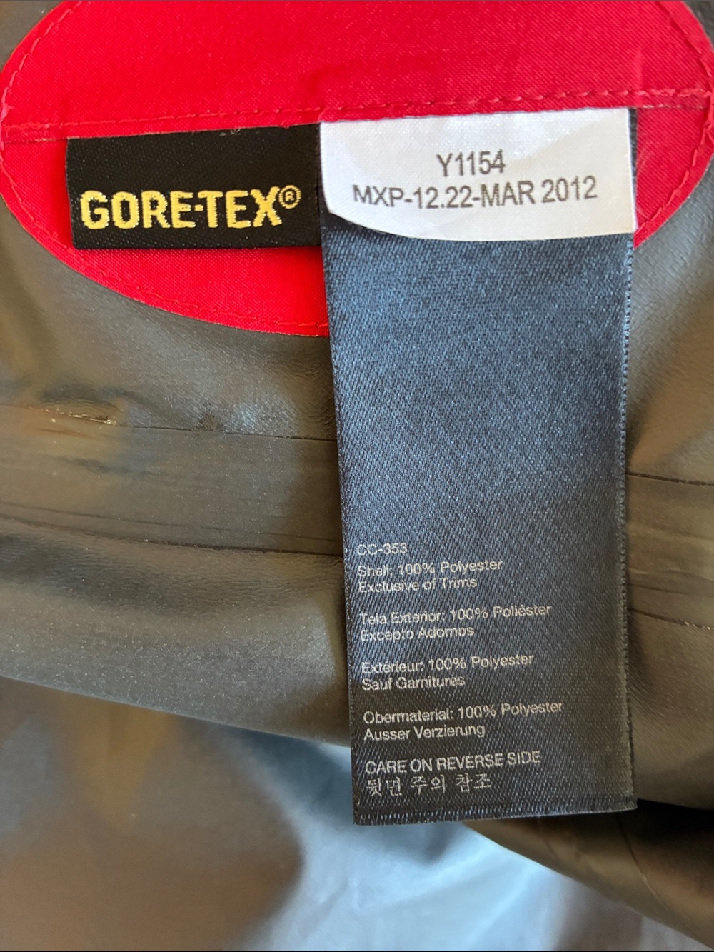 MARMOT Goretex Shell Jacket - Picture 15 of 16